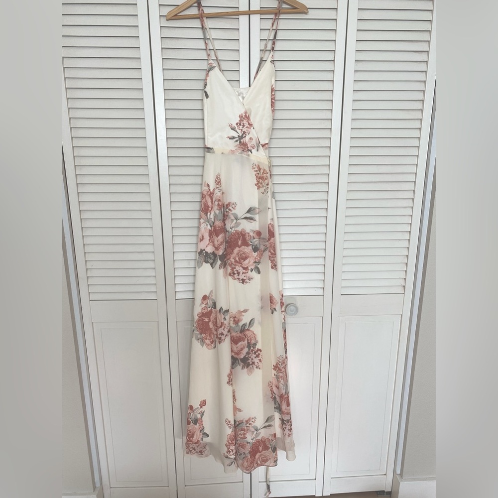 Lulu’s floral maxi dress